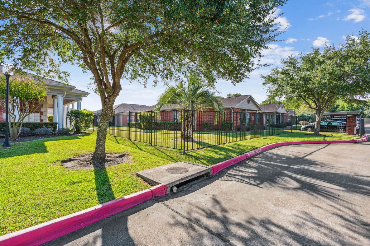 Image of Gateway Village (2)