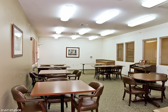 Image of Courtyards at Lake Granbury (3)