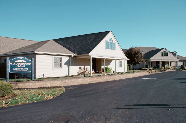 Image of Windsorwood Place Assisted Living Community (7)