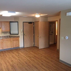 Image of Prairie Lake Apartments (4)