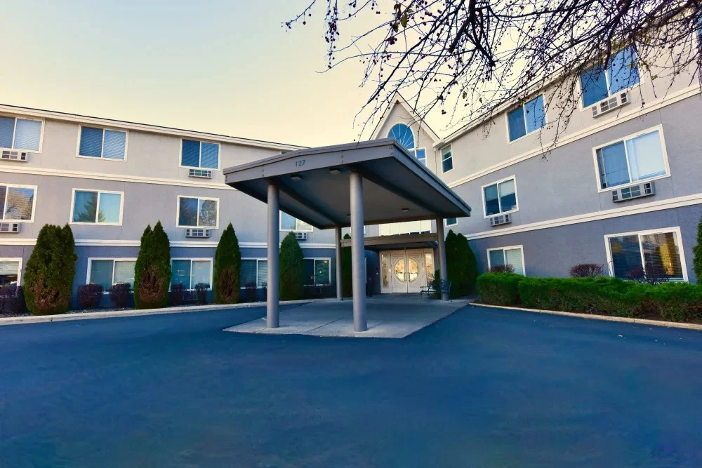 Image of Regency Village at Bend (3)