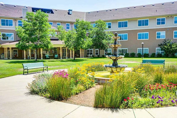 Image of The Courtyards at Mountain View (3)