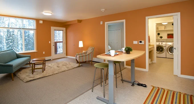 Image of Thomas Center for Senior Leadership (3)