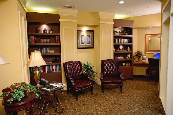 Image of Crestview Court (6)