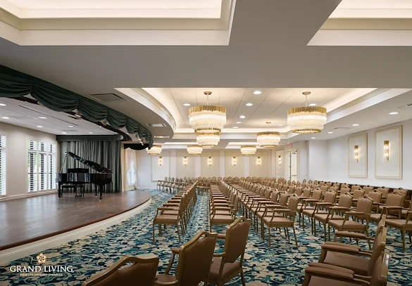 Image of Grand Living at The Grove (10)