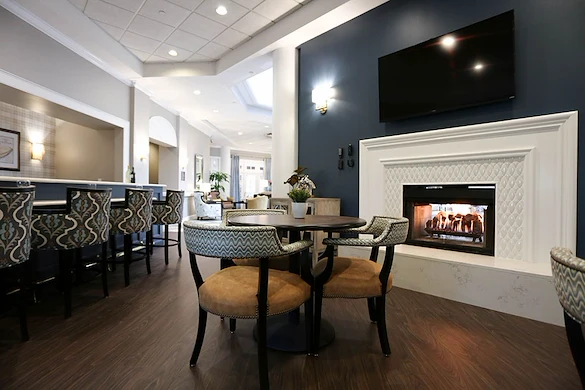 Image of Courtyard At Seasons (2)