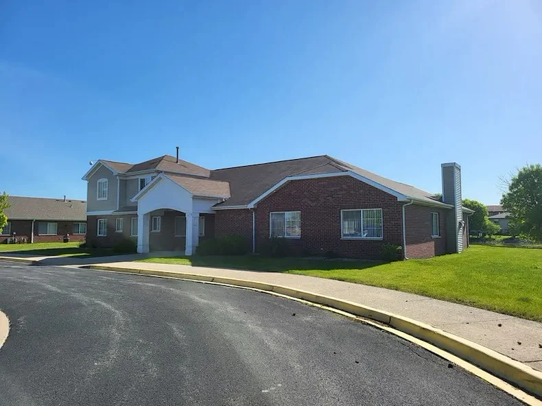 Image of Lake Pointe Landing (2)