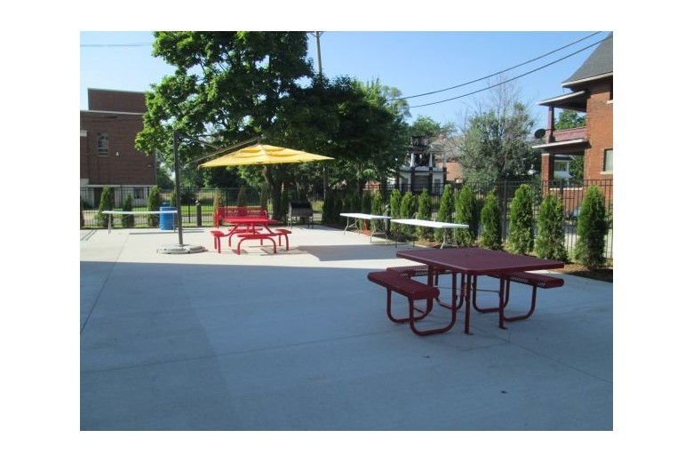 Image of LaBelle Towers Co-op (6)