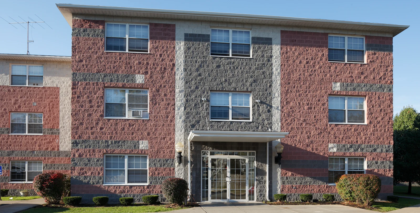 Image of Jill Joseph Tower Senior Apartments (1)