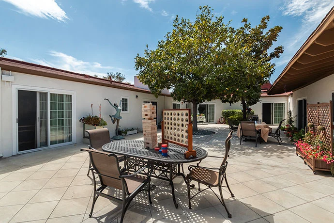 Image of Silverado Tustin Hacienda Memory Care (3)