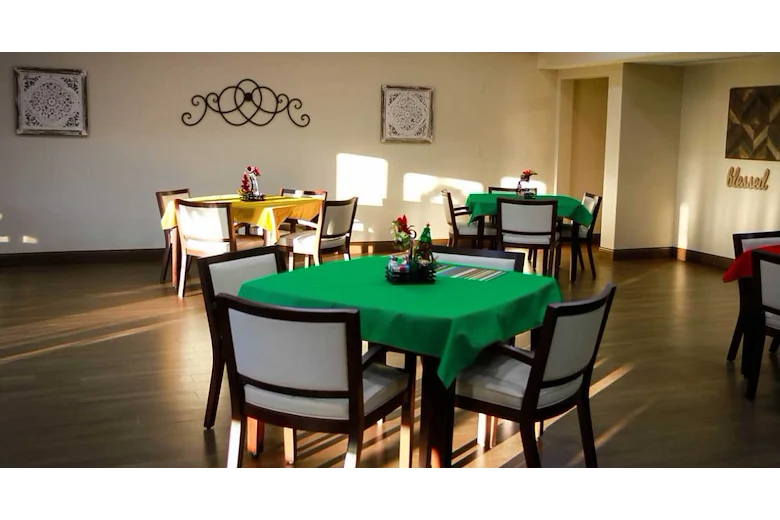 Image of Meridian Living (5)