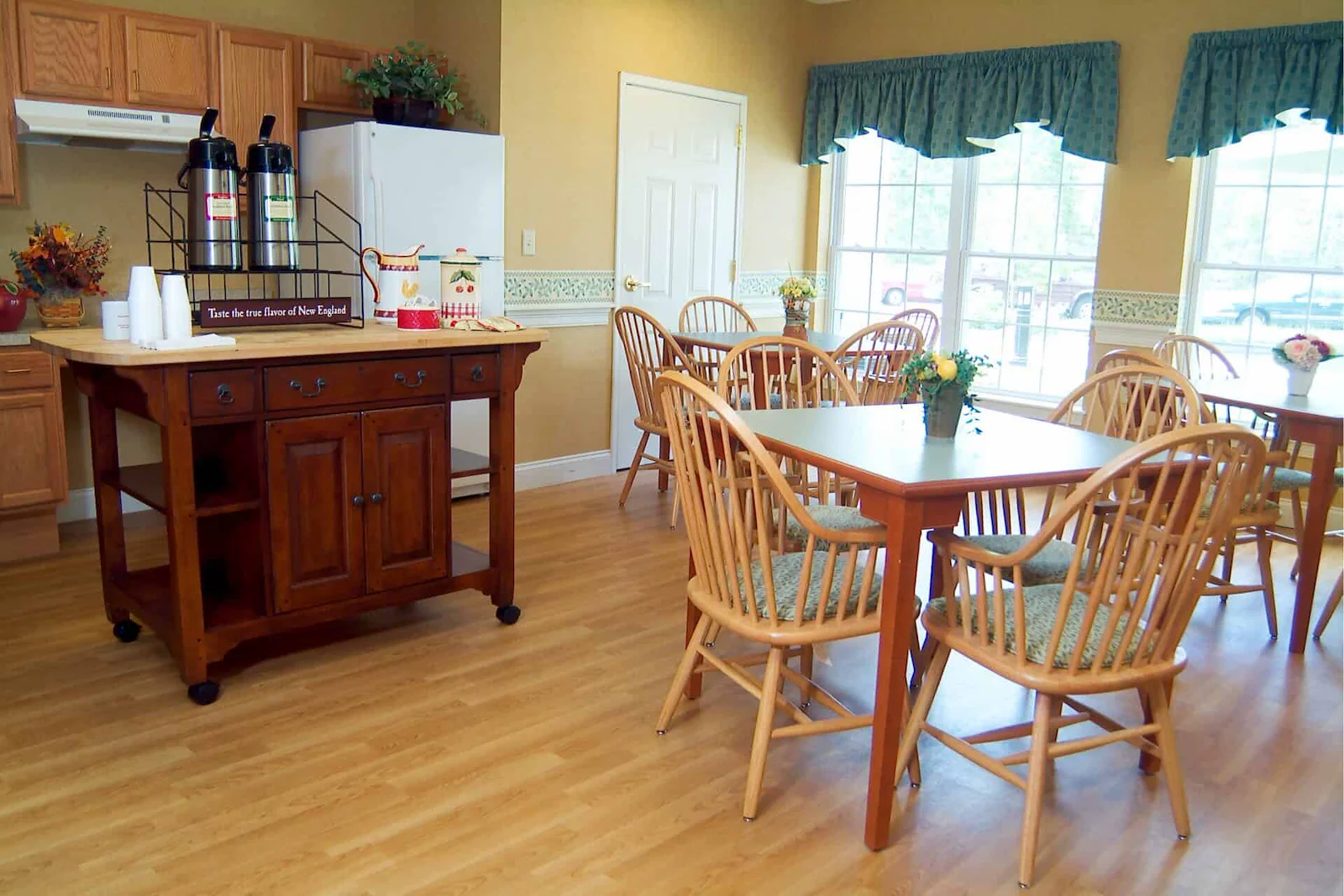 Image of Cape Cod Senior Residences (4)