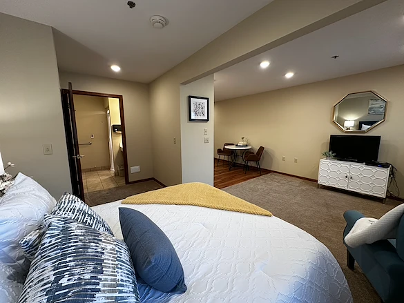 Image of Berkeley Square Retirement Community (10)