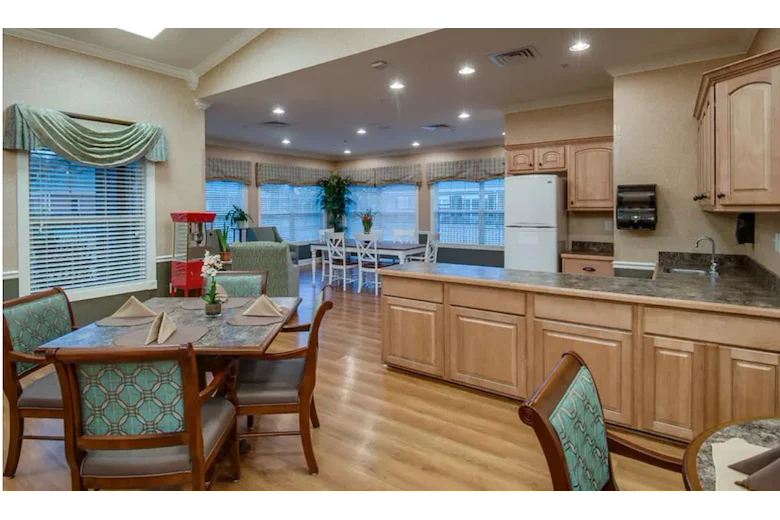 Image of South Breeze Senior Living (3)