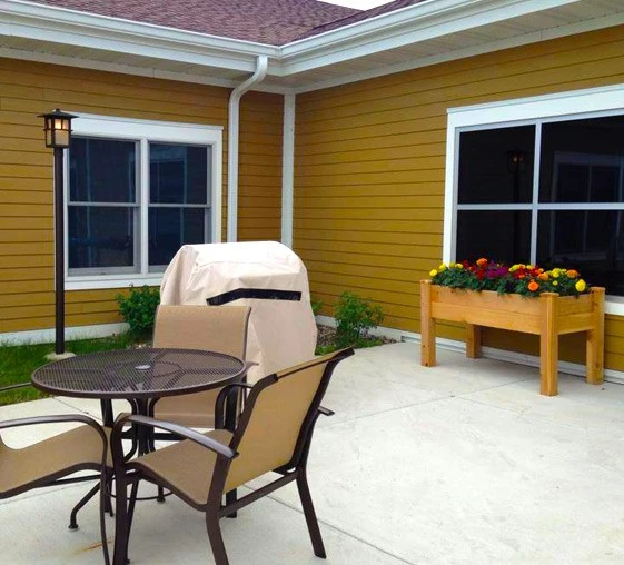 Image of Neighbors - Central Neighborhood (The) (5)