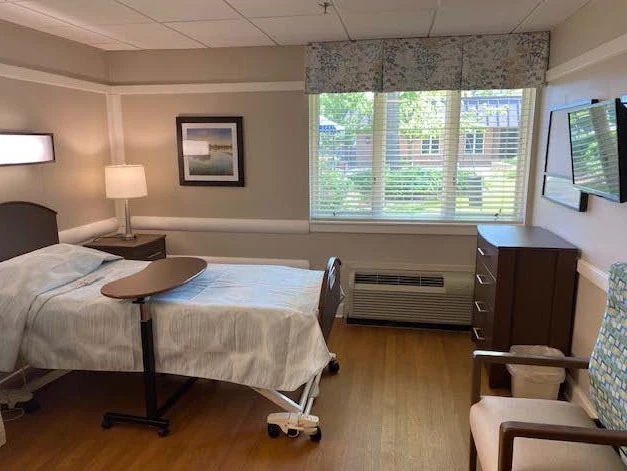 Image of Covenant Living of Northbrook Health Services (4)