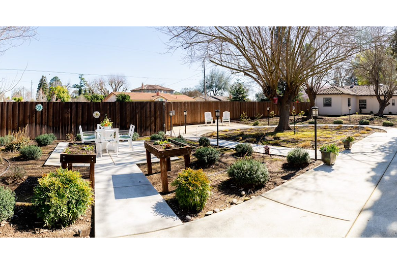 Image of Astoria Senior Living and Memory Care Oakdale (9)
