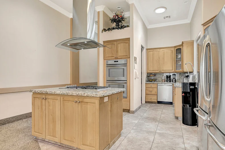 Image of Leti's at Valencia (7)