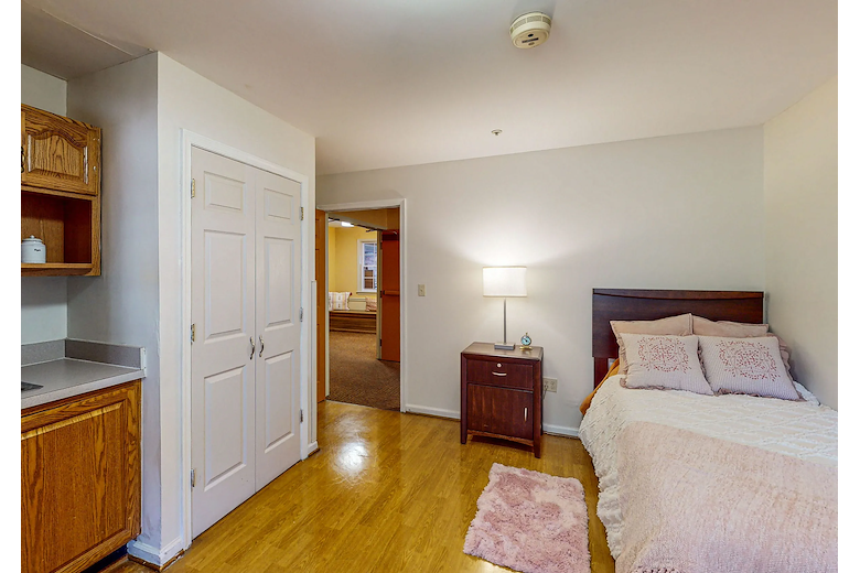 Image of Arden Courts of West Orange (10)