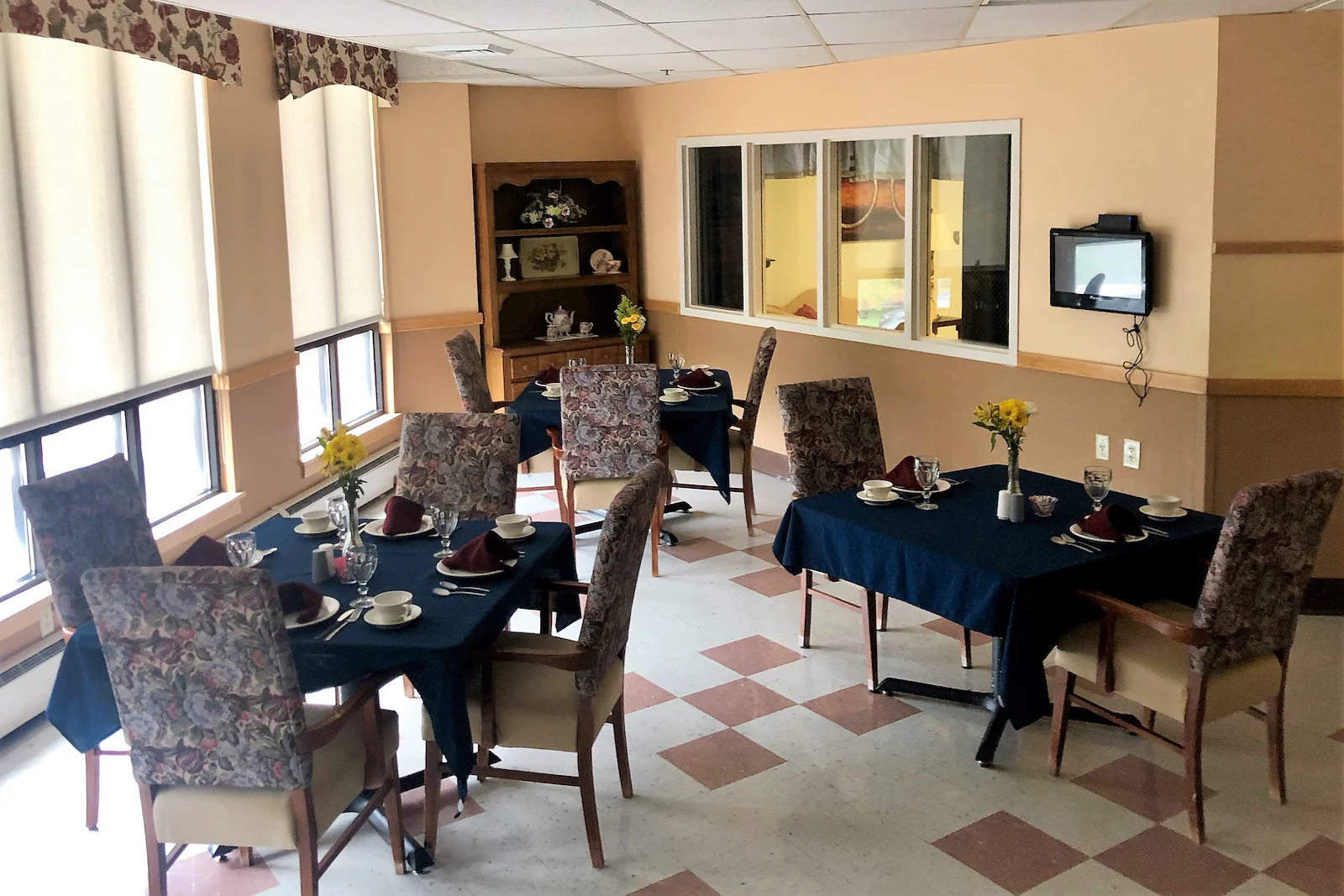 Image of Wadsworth Glen Health Care And Rehabilitation Cent (3)