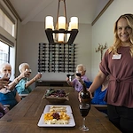 Image of Carlton Senior Living Pleasant Hill - Martinez (3)