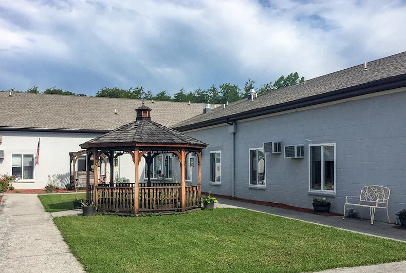 Image of Berkeley Springs Healthcare Center (2)