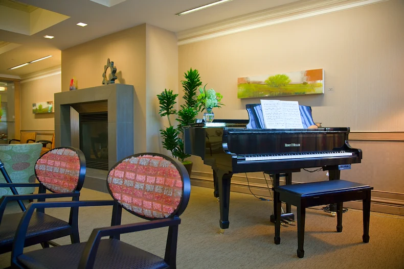 Image of Aljoya Mercer Island (7)