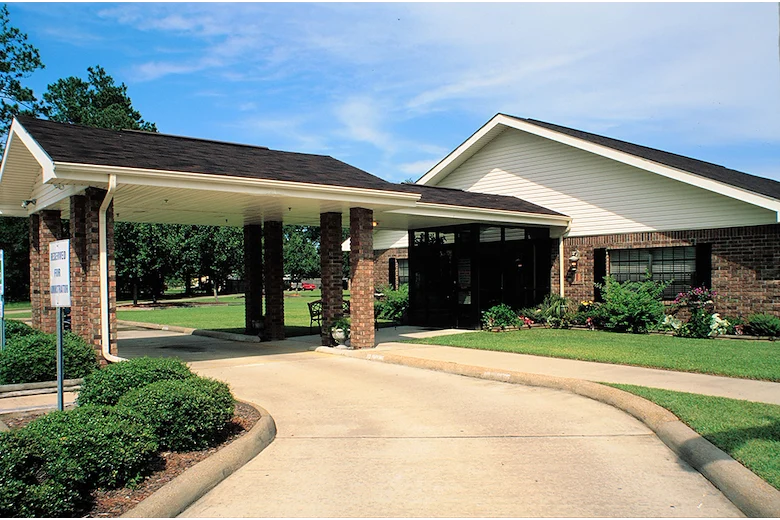 Image of Oakwood Manor Nursing Home (1)