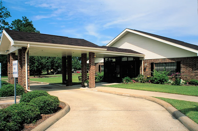 Image of Oakwood Manor Nursing Home (1)