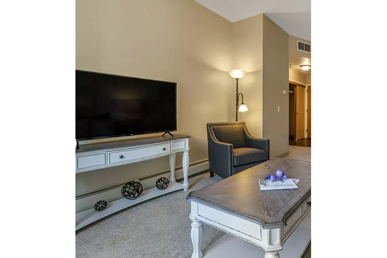 Image of Brookdale Meridian Englewood Senior Living (9)