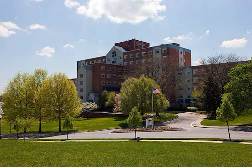 Image of Autumn Ridge Health Center at North Oaks (1)