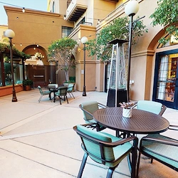 Image of Atria Tarzana (2)