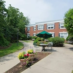 Image of AdviniaCare Salem (7)