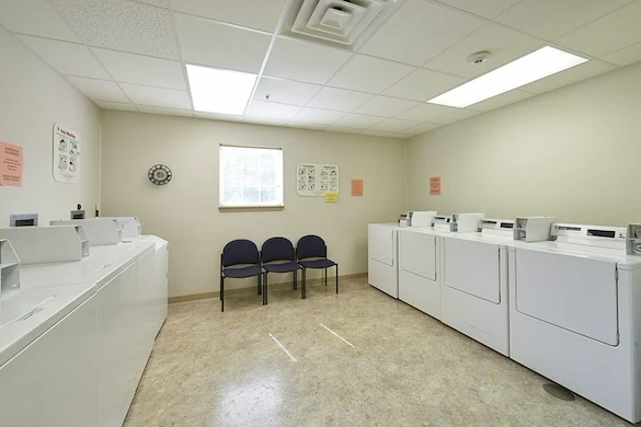 Image of Southgate Apartments (10)