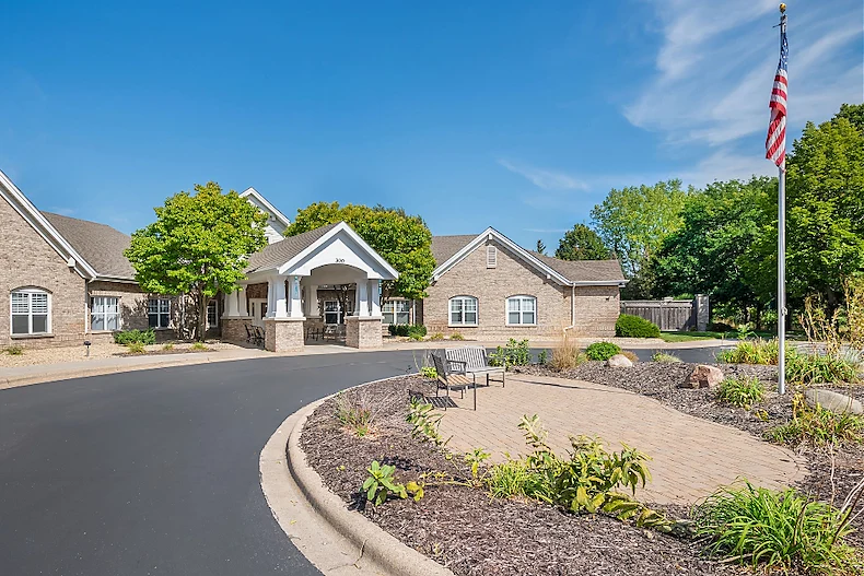 Image of North Oaks Senior Living (1)