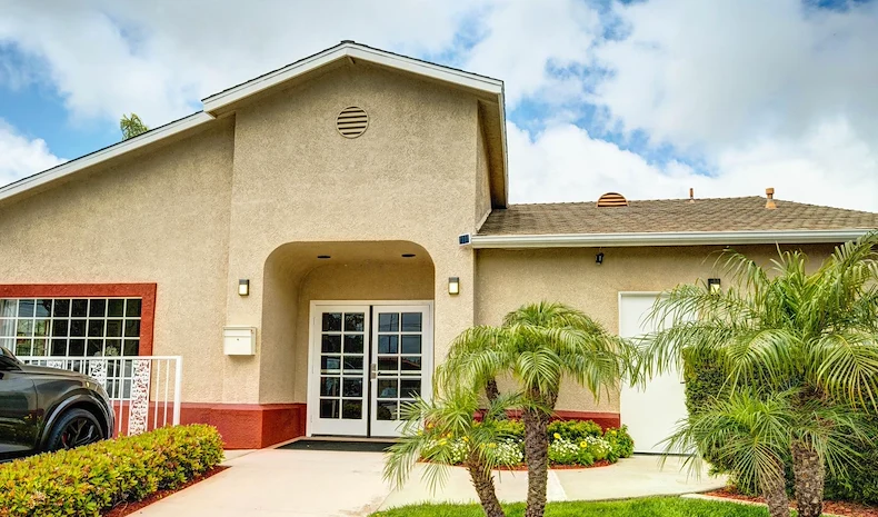 Image of Ivy Terrace at Santa Ana (1)