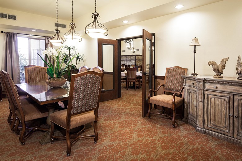 Image of White Cliffs Senior Living (7)