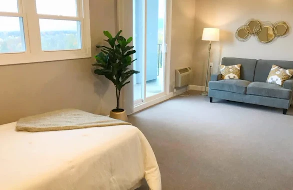 Image of English Meadows Crozet Campus (3)