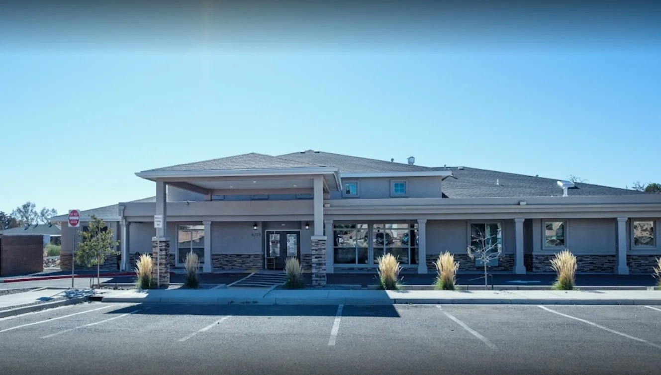 Image of BeeHive Homes of Volcano Cliffs (1)