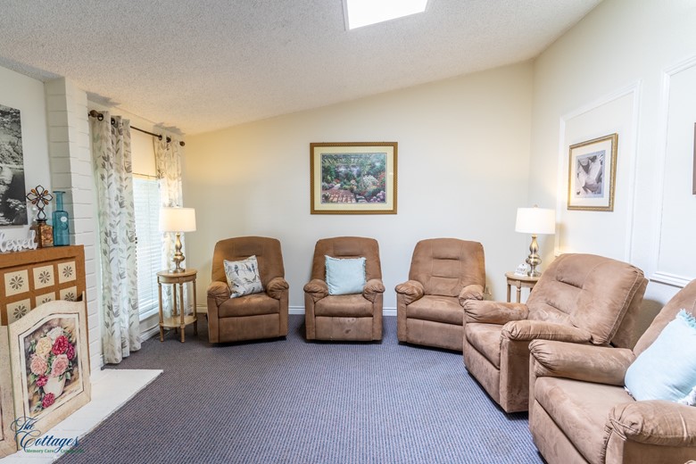 Image of Alzheimer's Orange County - Cottage 4 (4)