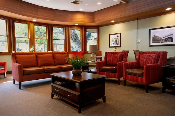 Image of Twelve Oaks Senior Living (4)