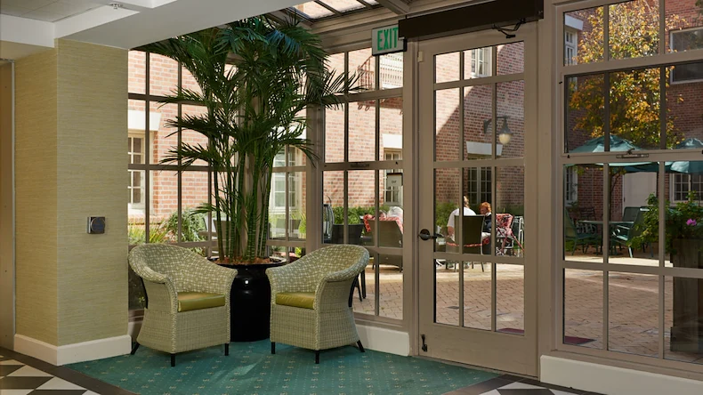 Image of The Ivy at Golden Gate (8)