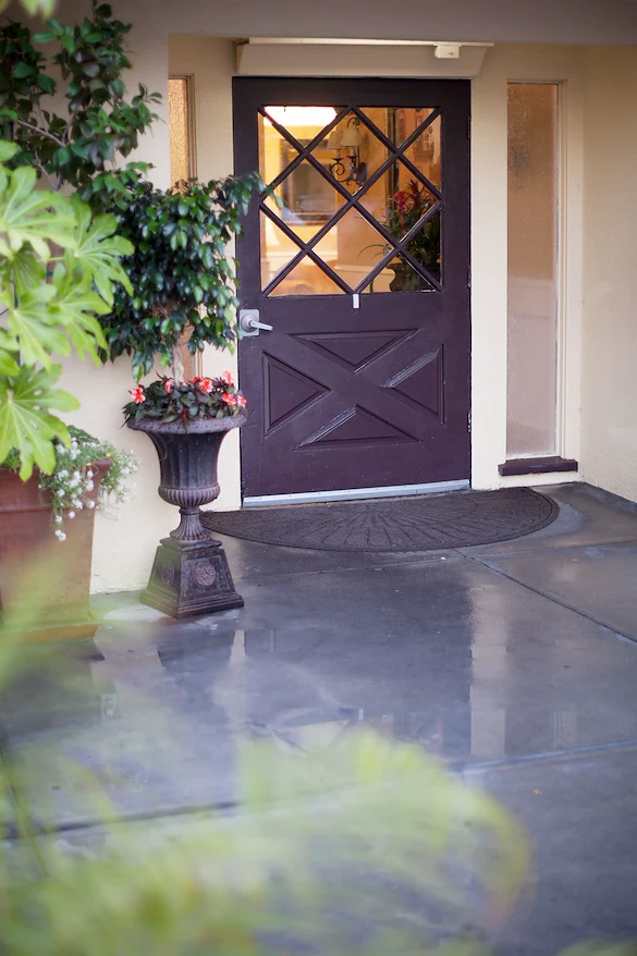 Image of La Mesa Healthcare Center (3)