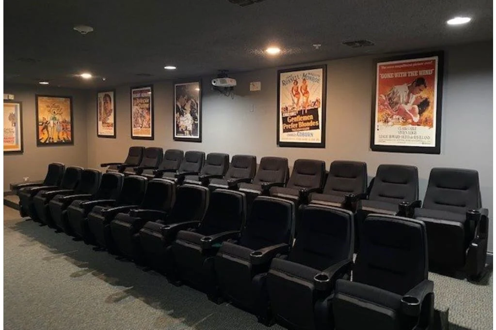 Image of Carriage Inn Katy (6)