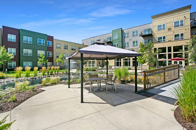 Image of Woodland Hill (10)