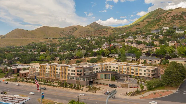 Image of The Ridge Foothill (1)