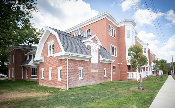 Image of LongCrest (2)