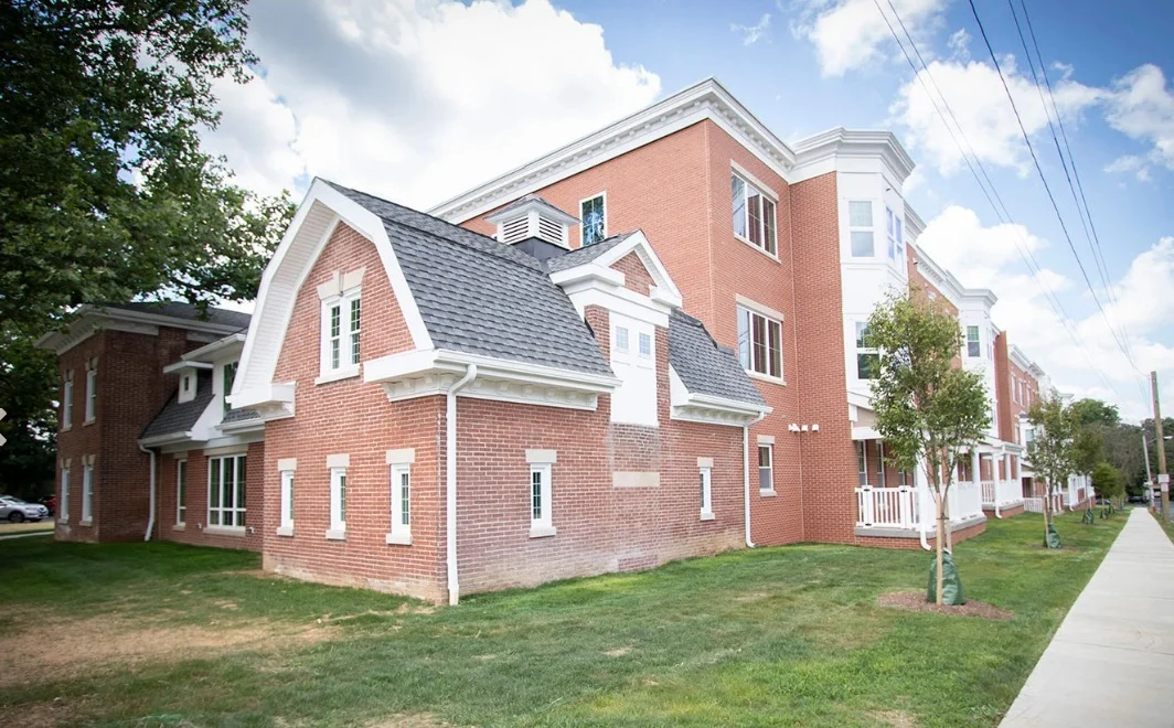 Image of LongCrest (2)