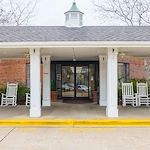 Image of Maplewood Health Care Center (1)