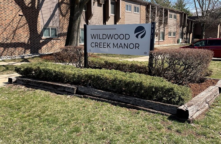 Image of Wildwood Creek Manor Apartments (1)